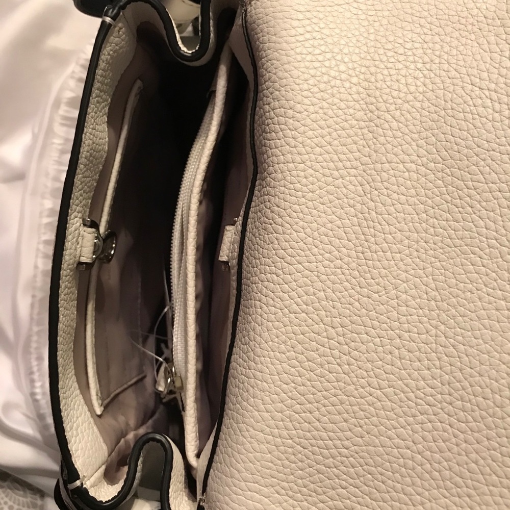 Michael Kros NWT- Bristol Sm Leather Backpack - Picture 8 of 13